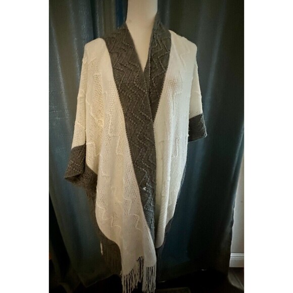 Arianna by Howard’s sweater cardigan One Size Fits Most - Picture 1 of 6